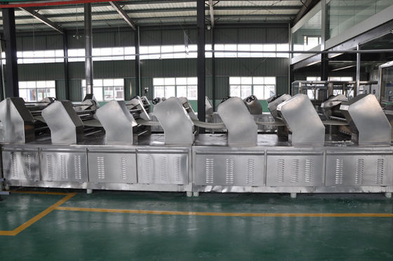 Chine Paquets commerciaux de la machine de pastification de large échelle 30000 - 240000/8H fournisseur