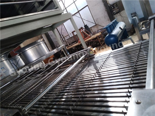Chine Les nouilles d'acier inoxydable plantent la chaîne de production de machine/nouille instantanée fournisseur