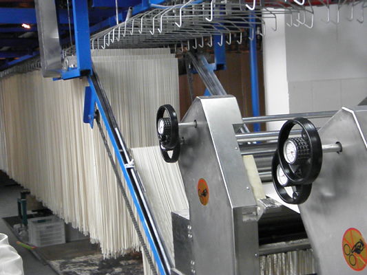 Chine La qualité a assuré la chaîne de fabrication producteur de nouille de séchage de type accroché commerciale fournisseur