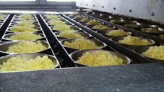 Chaîne de production de fabrication instantanée frite par casse-croûte automatique de fabricant machines fournisseur