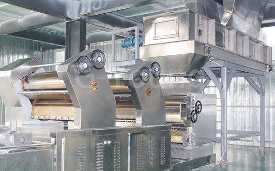 Nouilles instantanées frites faisant la machine/chaîne de production pour l'usine de nouille fournisseur